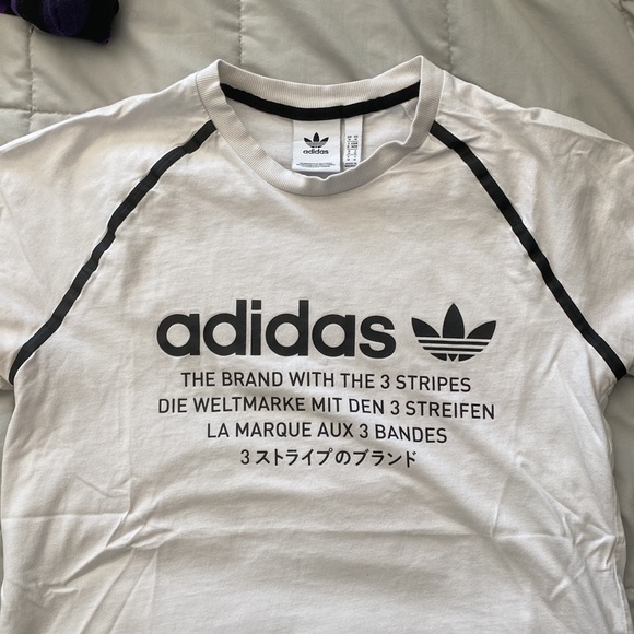Adidas tee shirt - Picture 2 of 3